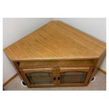 Oak Corner TV/Media Cabinet Oak Corner TV/Media Cabinet