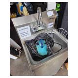 Stainless Steel Sink W/Pump Stainless Steel Sink W/Pump