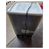 Whirlpool Dorm Sized Refrigerator (Works) Whirlpool Dorm Sized Refrigerator (Works)