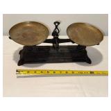 Antique French Roberval Cast Iron Balance Scale with Brass Weighing Pans Antique French Roberval Cast Iron Balance Scale with Brass Weighing Pans
