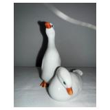 Vintage Rare Herend Porcelain Pair of White Ducks Vintage Rare Herend Porcelain Pair of White Ducks