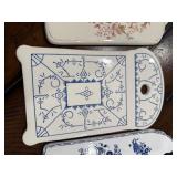 Set of 4 Decorative Porcelain European Breakfast Boards with Floral Motifs Set of 4 Decorative Porcelain European Breakfast Boards with Floral Motifs