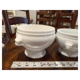 Set of 4 White Vintage Ceramic French Lion Set of 4 White Vintage Ceramic French Lion
