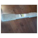 Area Rug - Room Essentials 4 x 5.6 Area Rug - Room Essentials 4 x 5.6
