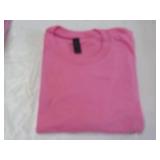 Gildan Pink T-shirt size XL Tall... Gildan Pink T-shirt size XL Tall...