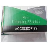 2 Net gear Arlo Charging Station Ac... 2 Net gear Arlo Charging Station Ac...