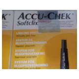 2 Accu-Chek Soft clix... 2 Accu-Chek Soft clix...