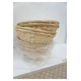 Home Decor Lot: Rug & Floating Shelves