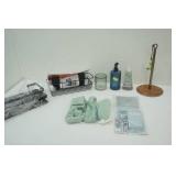 Bathroom Lot: shower shelf, paper towel holder