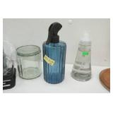 Bathroom Lot: shower shelf, paper towel holder