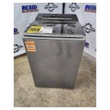 Whirlpool Top Load Washing Machine with Digital Controls - New, Scratch and Dent