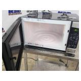 GE Countertop Microwave Oven - New, Scratch and Dent