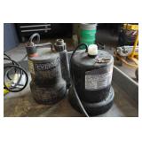 2 Submersible Utility Pumps 2 Submersible Utility Pumps