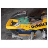 DeWalt DW716 12" Dual Bevel Compound Miter Saw DeWalt DW716 12" Dual Bevel Compound Miter Saw