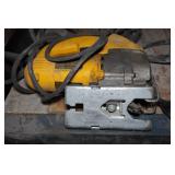*2* Milwaukee Hole Hawgs with DeWalt Jig Saw *2* Milwaukee Hole Hawgs with DeWalt Jig Saw