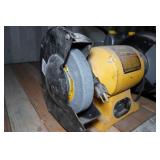 DeWalt DW758 8" Bench Grinder DeWalt DW758 8" Bench Grinder