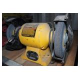 DeWalt DW758 8" Bench Grinder DeWalt DW758 8" Bench Grinder