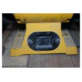 DeWalt DW758 8" Bench Grinder DeWalt DW758 8" Bench Grinder