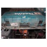 Makita HM1214C AVT Demolition Hammer Makita HM1214C AVT Demolition Hammer