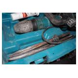 Makita HM1214C AVT Demolition Hammer Makita HM1214C AVT Demolition Hammer