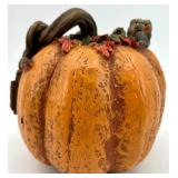 Halloween Cat Figurine and Pumpkin House Decorations