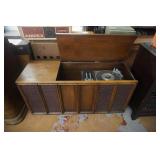 RCA Victor Vintage Stereo Wood Console Record Player & Radio