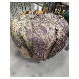 (2) Camo Hunting Bibs (2) Camo Hunting Bibs