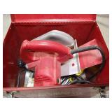 Milwaukee Heavy-Duty Circular Saw Milwaukee Heavy-Duty Circular Saw