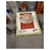 Large Lot Cleaning Products + 1 Gallon Gas Can Large Lot Cleaning Products + 1 Gallon Gas Can