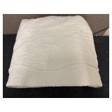 White Paisley King Sized Quilt White Paisley King Sized Quilt