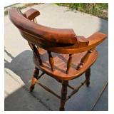 Table and one extra leaf 4 solid wooden Chairs Table and one extra leaf 4 solid wooden Chairs