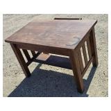 Heavy Wooden Work Bench Heavy Wooden Work Bench