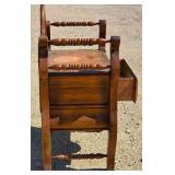 Miniature Antique Wooden Vanity with Mirror and Drawer Miniature Antique Wooden Vanity with Mirror and Drawer