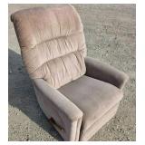 Tan LA-Z-BOY Recliner Tan LA-Z-BOY Recliner