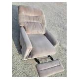 Tan LA-Z-BOY Recliner Tan LA-Z-BOY Recliner