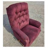 Maroon LA-Z-BOY Recliner Maroon LA-Z-BOY Recliner