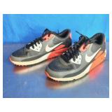 Nike Air Size 7.5 Nike Air Size 7.5