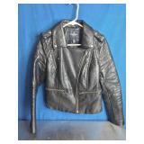 American Eagle Outfitters Size Medium American Eagle Outfitters Size Medium