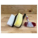 Various Cleaning Brushes Various Cleaning Brushes