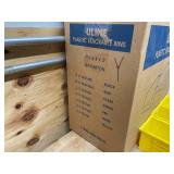 ULine - Lot of 24 - Platic Stackable Bins 7 1/2 x 4 x 3 ULine - Lot of 24 - Platic Stackable Bins 7 1/2 x 4 x 3