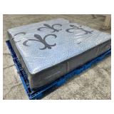Stearns & Foster Lux Hybrid Medium Firm King Mattress - MSRP $4,379.00 - No Reserve!