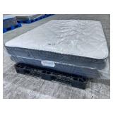 Beautyrest Platinum Luxury Firm Pillowtop Queen Mattress - No Reserve!