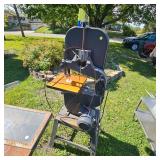 Craftsman Bandsaw, Works Great with Extra Blades