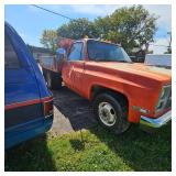 1985 Chevy Dump Truck, Everything appears to work, Ran Great, Auto, Good Tires, 350-4 Barrel
