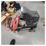 Husky 8 Gallon 125psi, Nice, Clean Air Compressor