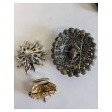 Lot of 8 Vintage Costume Jewelry Brooches with Assorted Stones