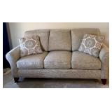 LR - Craftmaster Furniture 3-Cushion Sofa with Accent Pillows