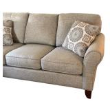 LR - Craftmaster Furniture 3-Cushion Sofa with Accent Pillows