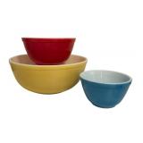 K - Set of 3 Vintage Pyrex Nesting Mixing Bowls Yellow Red Blue