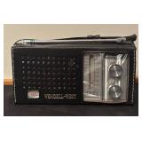 Wendell-West CR-7A 8 Transistor Portable Radio